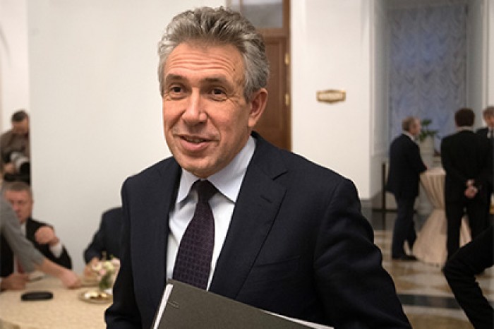 Глава ВЭБа рассказал о видах киборгов и суперменов