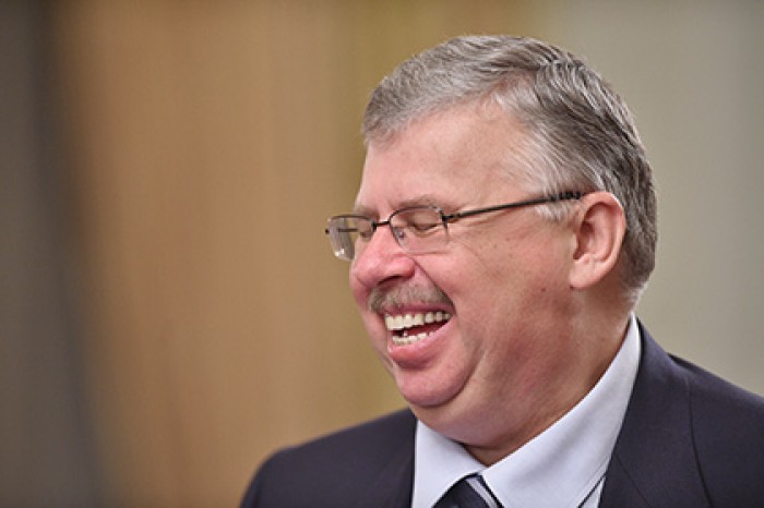 Главный таможенник России объяснил происхождение найденных у него 67 миллионов
