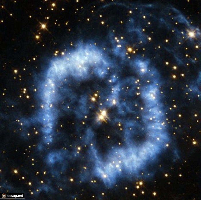 Hubble снял "прощальную волну" стареющей звезды