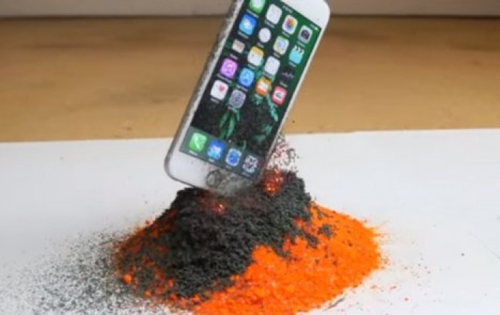 iPhone "поджарили" на искусственном "вулкане"