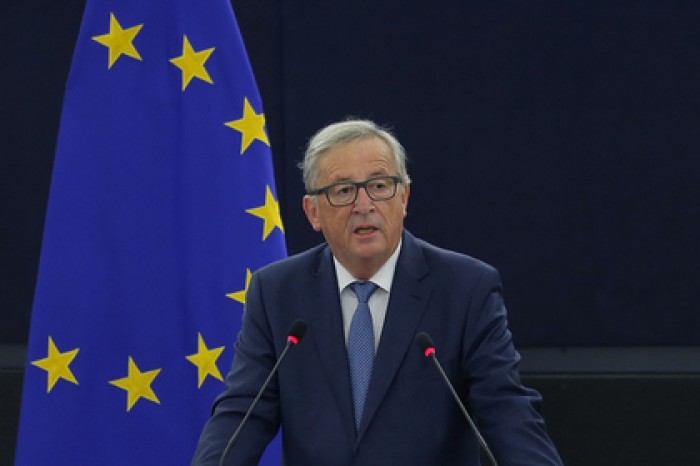 Юнкер заявил о неизбежности создания европейской армии