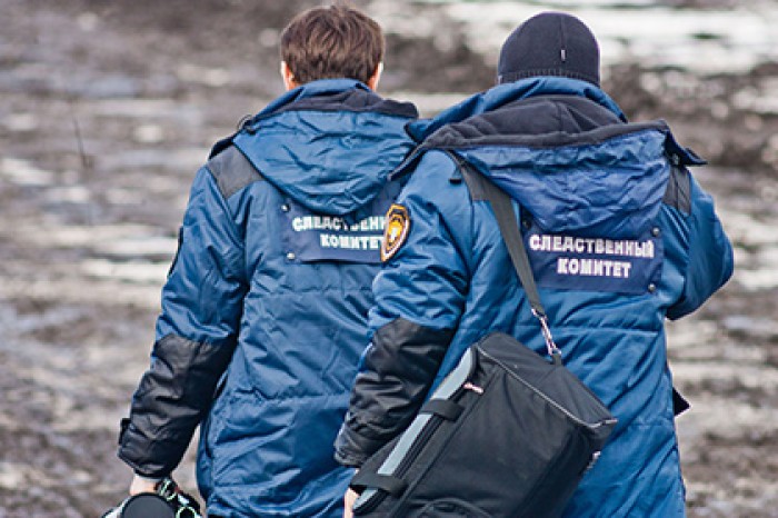 Из-за развратных действий коллекторов в отношении должницы возбудили дело