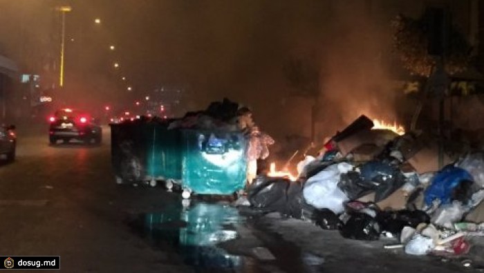 Из-за спора мусорщиков в Бейруте отходы сваливают на улице