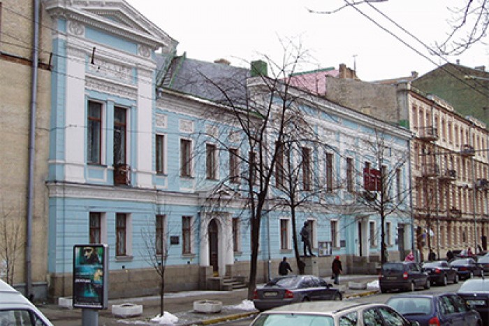 Из названия киевского музея убрали упоминание о русском искусстве