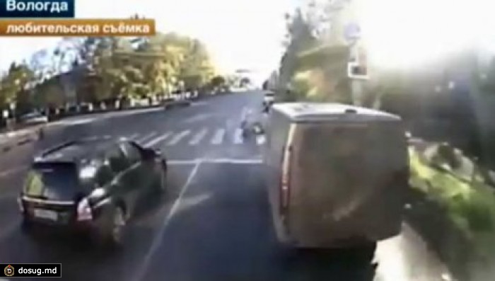 КамАЗ в Вологде наехал на женщину с коляской