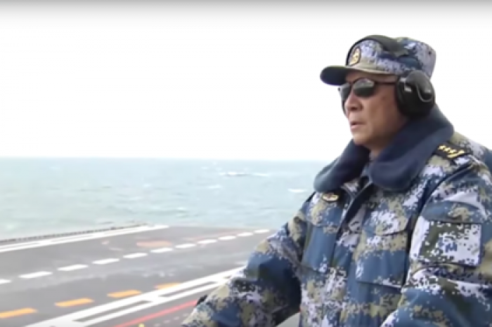 Китайскиая авианосная группа провела учения в Южно-Китайском море