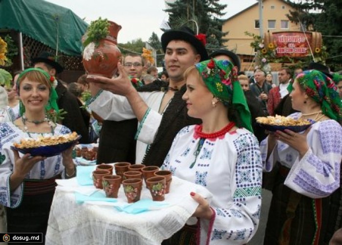 Компромиссное решение для проведения "Дня вина" в центре Кишинева