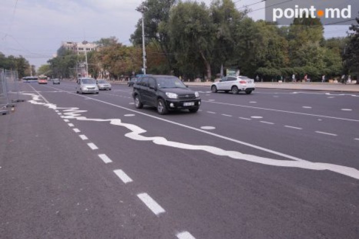 Кривую разметку на площади "закрасили" картой Молдовы