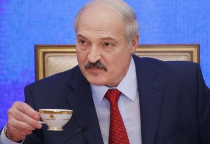 Лукашенко считает, что на Евро-2016 не за кого болеть