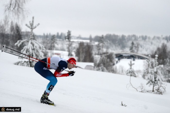 Лыжник Устюгов выиграл гонку преследования на этапе Кубка мира в Канаде