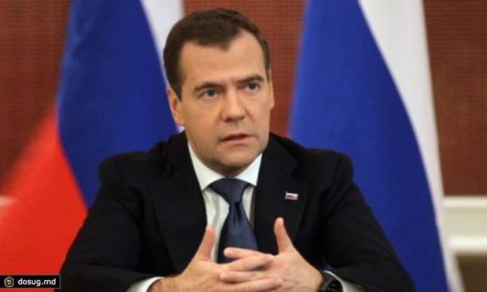 Медведев назвал условия прекращения авиаударов в Сирии