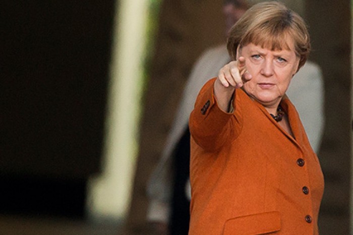 Меркель разглядела террористов среди беженцев с Ближнего Востока