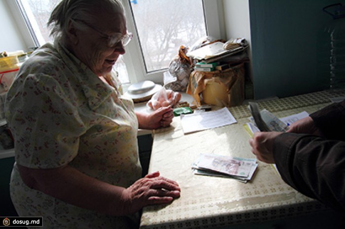 Минтруд соберет документы о повышении пенсионного возраста