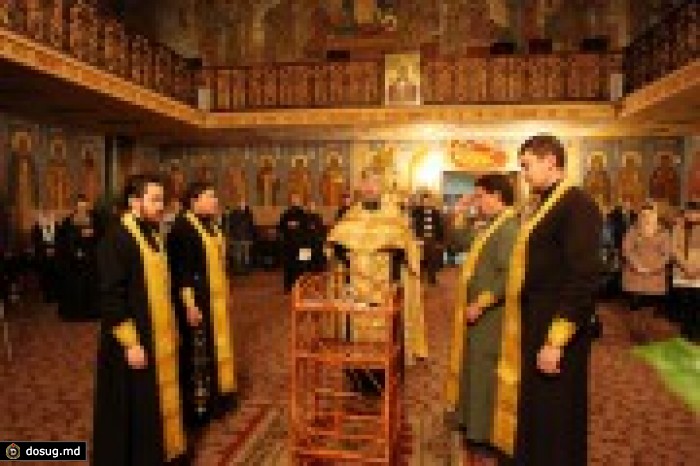 Молдавская православная церковь объявила войну сектам