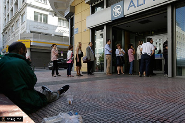 Moody's снизило рейтинг Греции на одну ступень