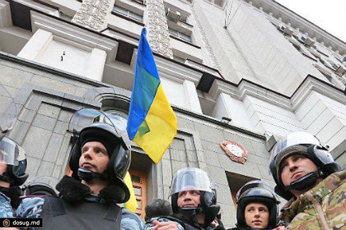 Москва потребовала расследовать нападение на генконсульство России в Харькове