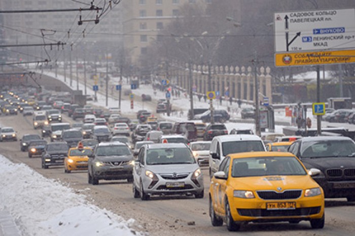 Москва встала в пробках