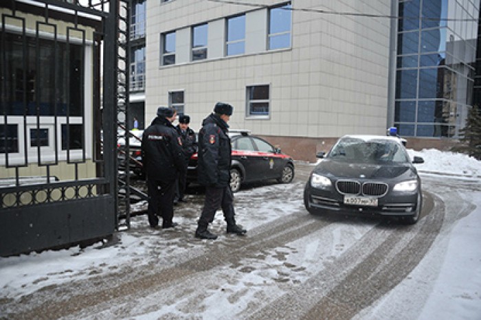 Москвич застрелил квартирантку из охотничьего ружья и покончил с собой