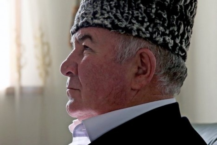 Муфтий Северного Кавказа призвал обрезать всех женщин России