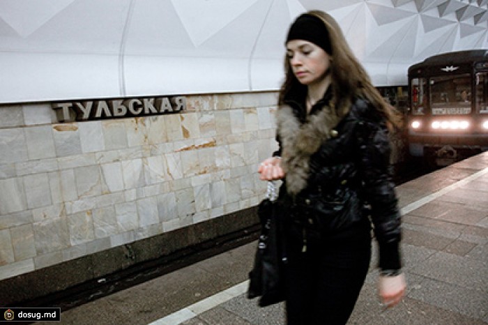 На станции «Тульская» в московском метро обнаружили бесхозный предмет
