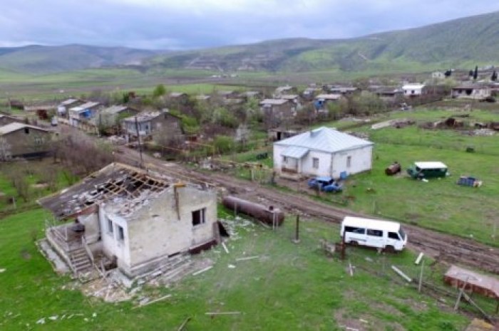 Нагорный Карабах: десятки погибших в третью ночь боев