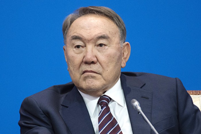 Назарбаев отменил зарубежные визиты из-за болезни
