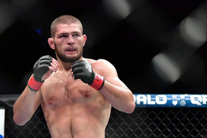 Нурмагомедов попал в больницу за сутки до боя с Фергюсоном в UFC