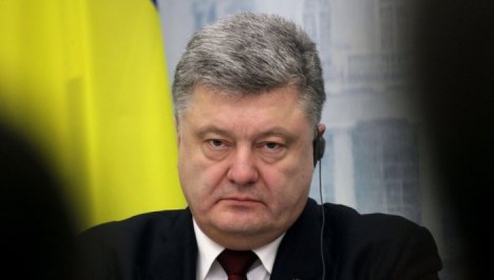 Петр Порошенко может ввести на Украине военное положение
