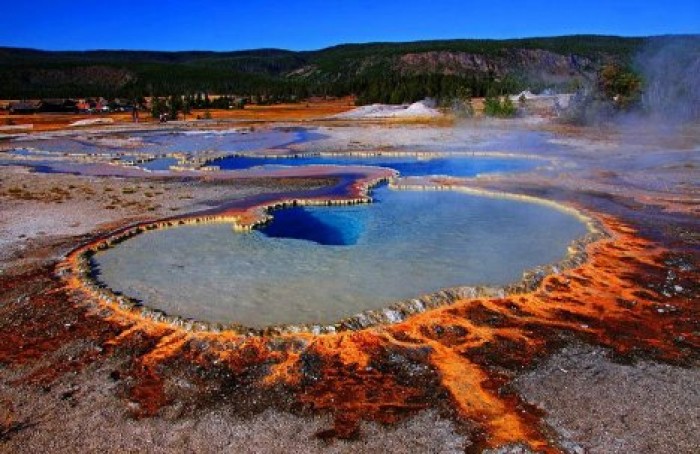 Под Йеллоустонским вулканом обнаружено углеродное море