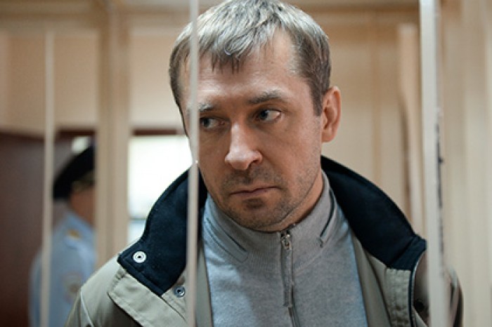 Полковник Захарченко попросил следствие разъяснить ему суть обвинений