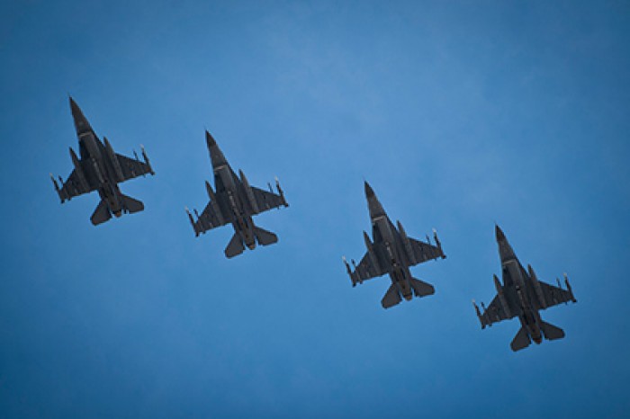 Польша собралась закупить около сотни подержанных американских F-16
