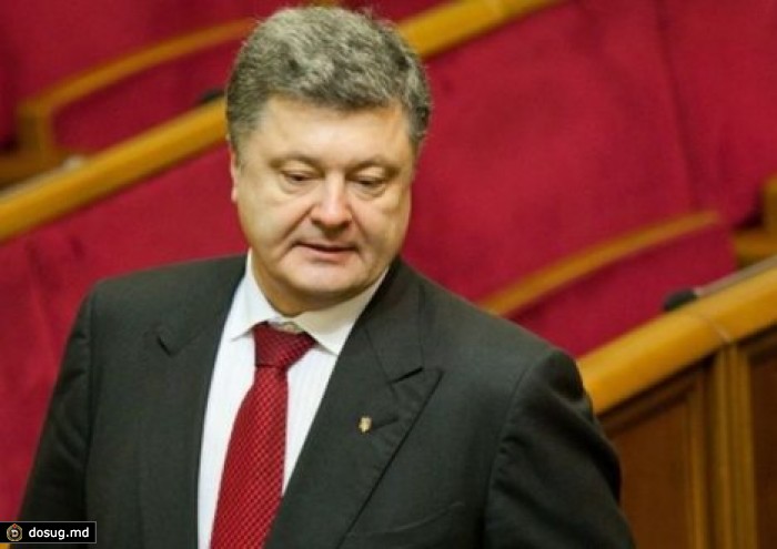 Порошенко предложил заменить советские воинские звания традиционными украинскими