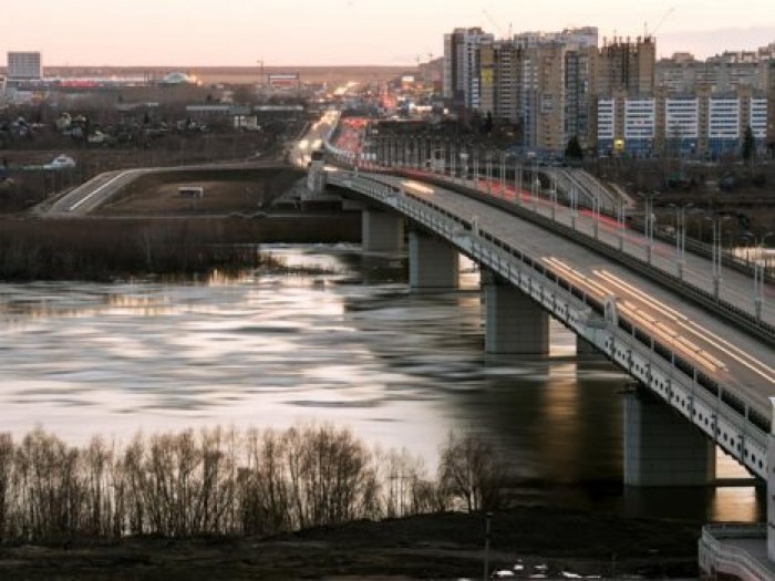 После жалобы Путину в Омске за сутки отремонтировали 4 000 квадратных метров дорог