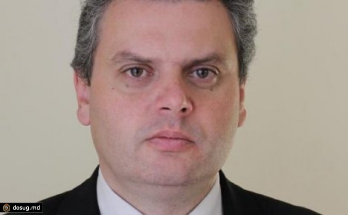 Посол Молдовы во Франции написал новую книгу