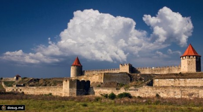 Посол Турции преподнес подарки Бендерской крепости