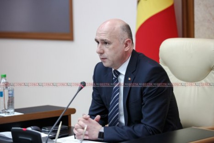 Премьер-министр выступает против чрезмерных требований на экзаменах