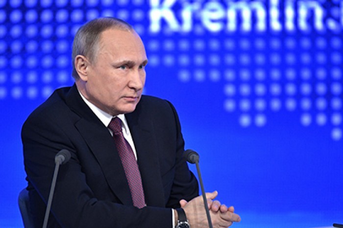 Президент заверил россиян в исполнении майских указов