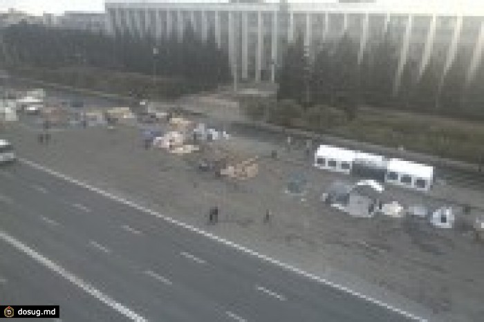 Примария просит протестующих освободить главную площадь