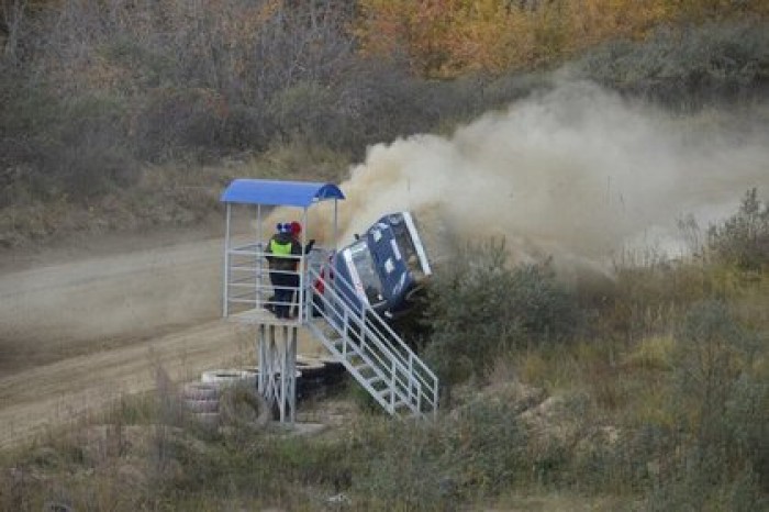 Приведшая к смерти судьи авария на гонках «Ралли-Сибирь» попала на видео