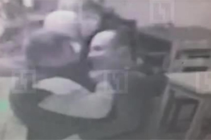 Приведшие к гибели бас-гитариста «Любэ» события восстановили по видео