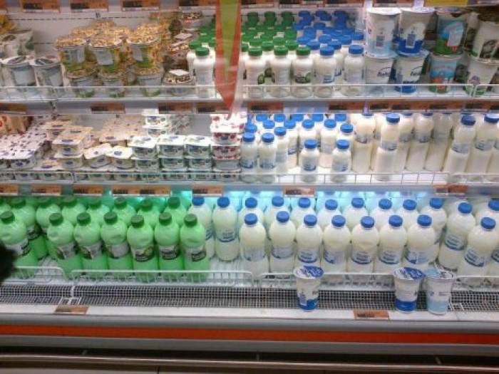 Продукция из будущего: полиция нашла молочные продукты с неверной датой изготовления