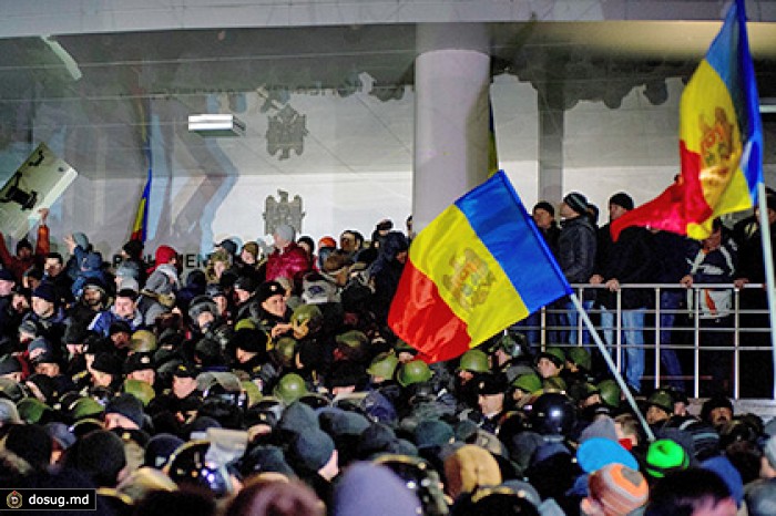 Прокуратура Молдавии возбудила уголовное дело по факту штурма парламента