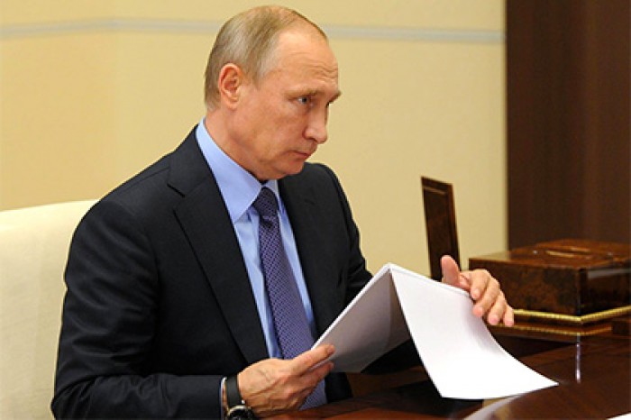 Путин удивился словам о необходимости гонять американские военные корабли