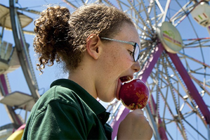 Раскрыта причина ненависти людей к чавканью