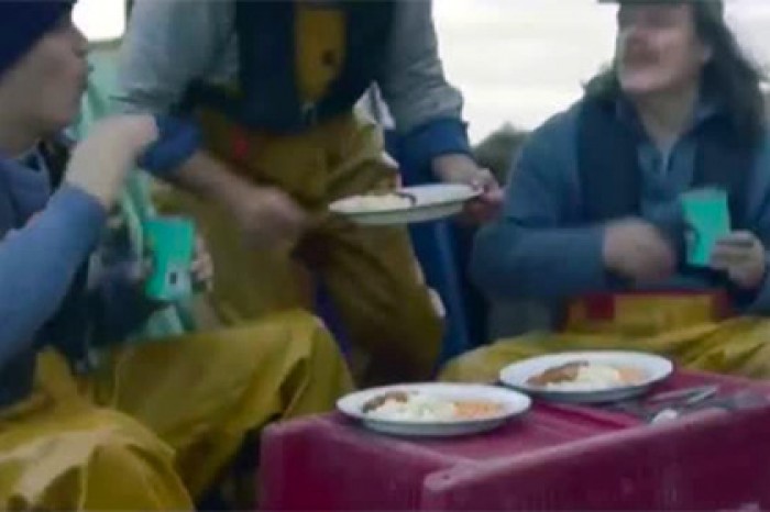 Рекламу фасоли Heinz запретили из-за массовых порезов у детей