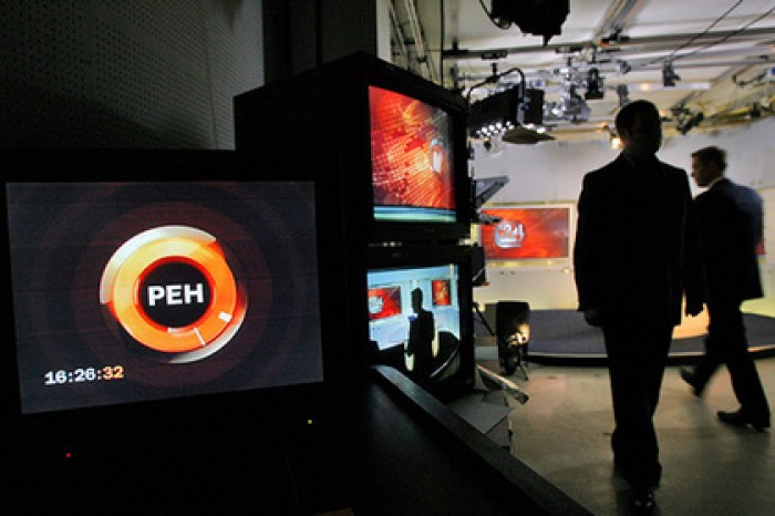 РЕН ТВ вместе с музыкантами соберет деньги детям Донбасса