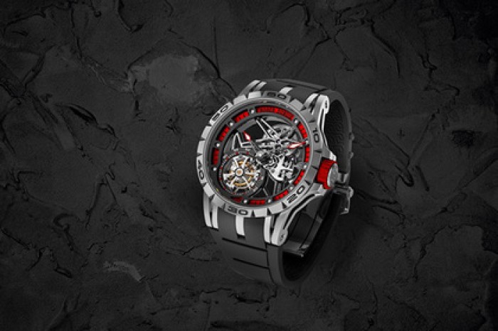 Roger Dubuis обновил линию «паучьих» часов