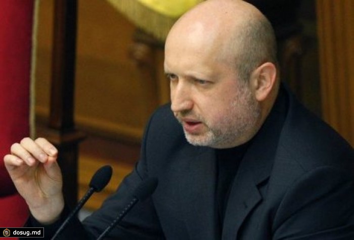 Рогозин назвал Турчинова гнидой