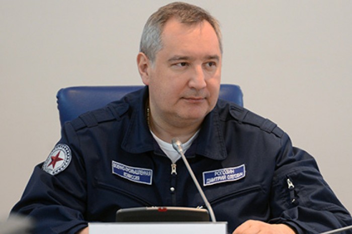 Рогозин подтвердил продолжение продаж российского оружия Азербайджану и Армении