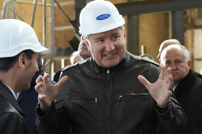 Рогозин предупредил судостроителей о «съезде с горочки»